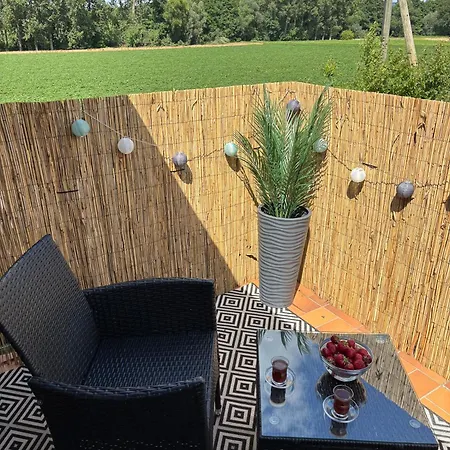 Schoene Mit Balkon באד זאלצפלן