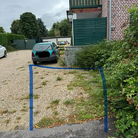 Schoene Mit Balkon *