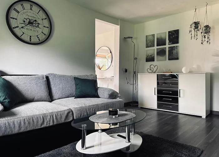 Appartement Schoene Mit Balkon Bad Salzuflen