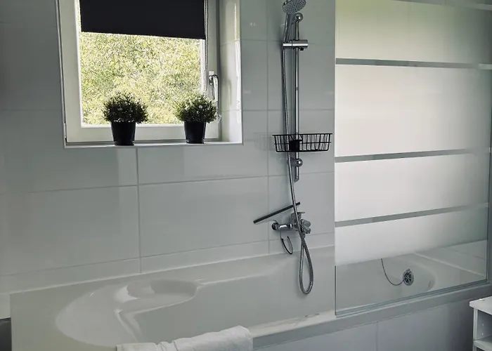 Schoene Mit Balkon *