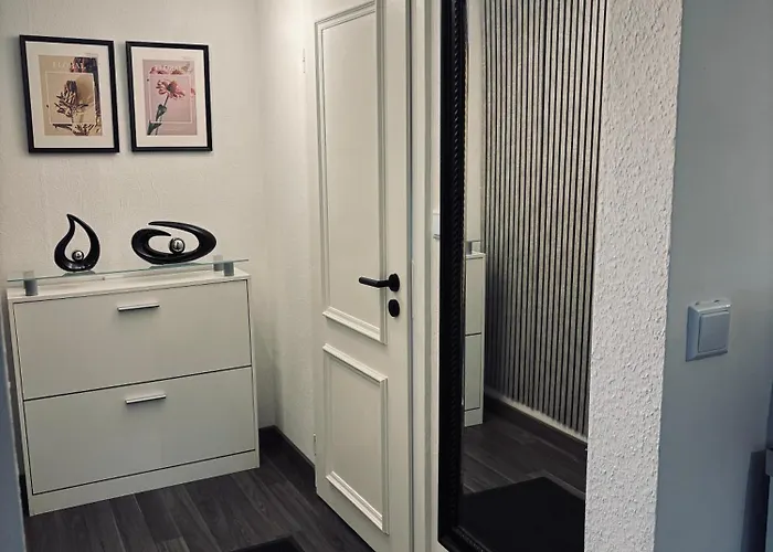 Appartement Schoene Mit Balkon