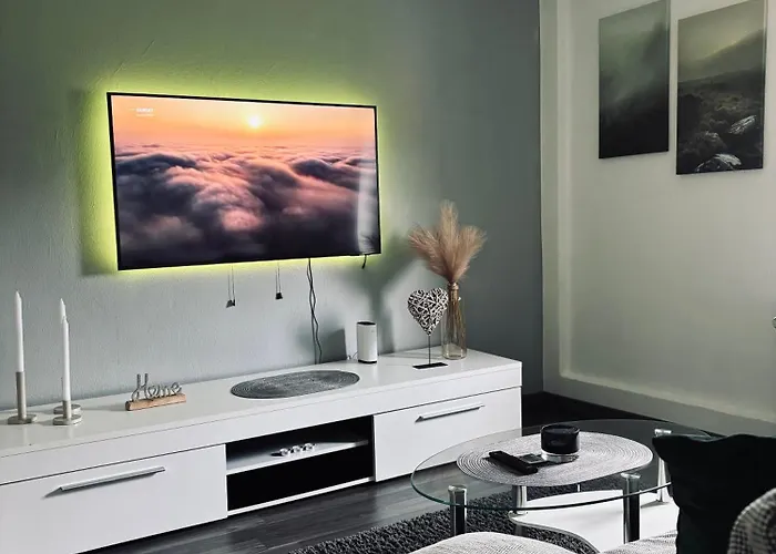 Schoene Mit Balkon Lejlighed *