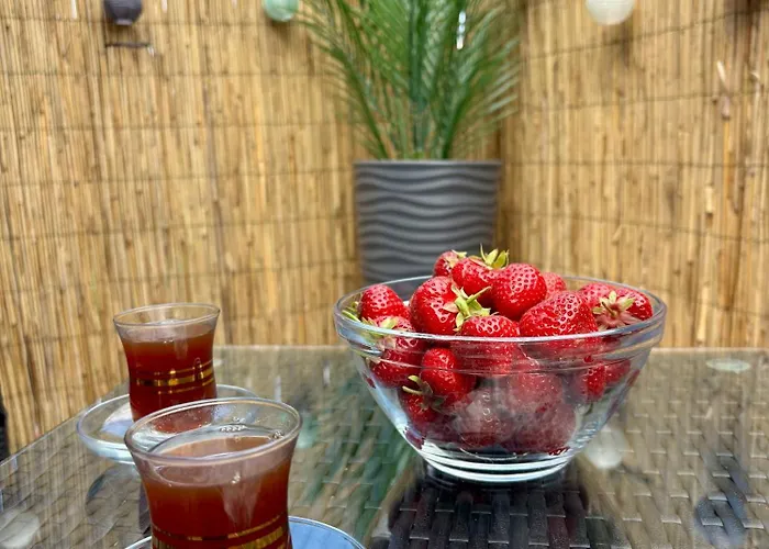 Schoene Mit Balkon Lejlighed