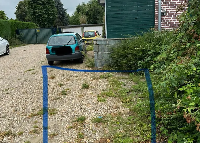 Schoene Mit Balkon *